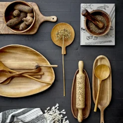 Bloomingville Schneidebrett Mit Henkel Acacia 9 Bloomingville Schneidebrett Mit Henkel Acacia -Bloomingville 45515 01 04 4efe966108