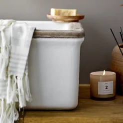 NO. 2 Green Gardenia Duftkerze -Bloomingville 47005 02 04 b5eefb5ec3