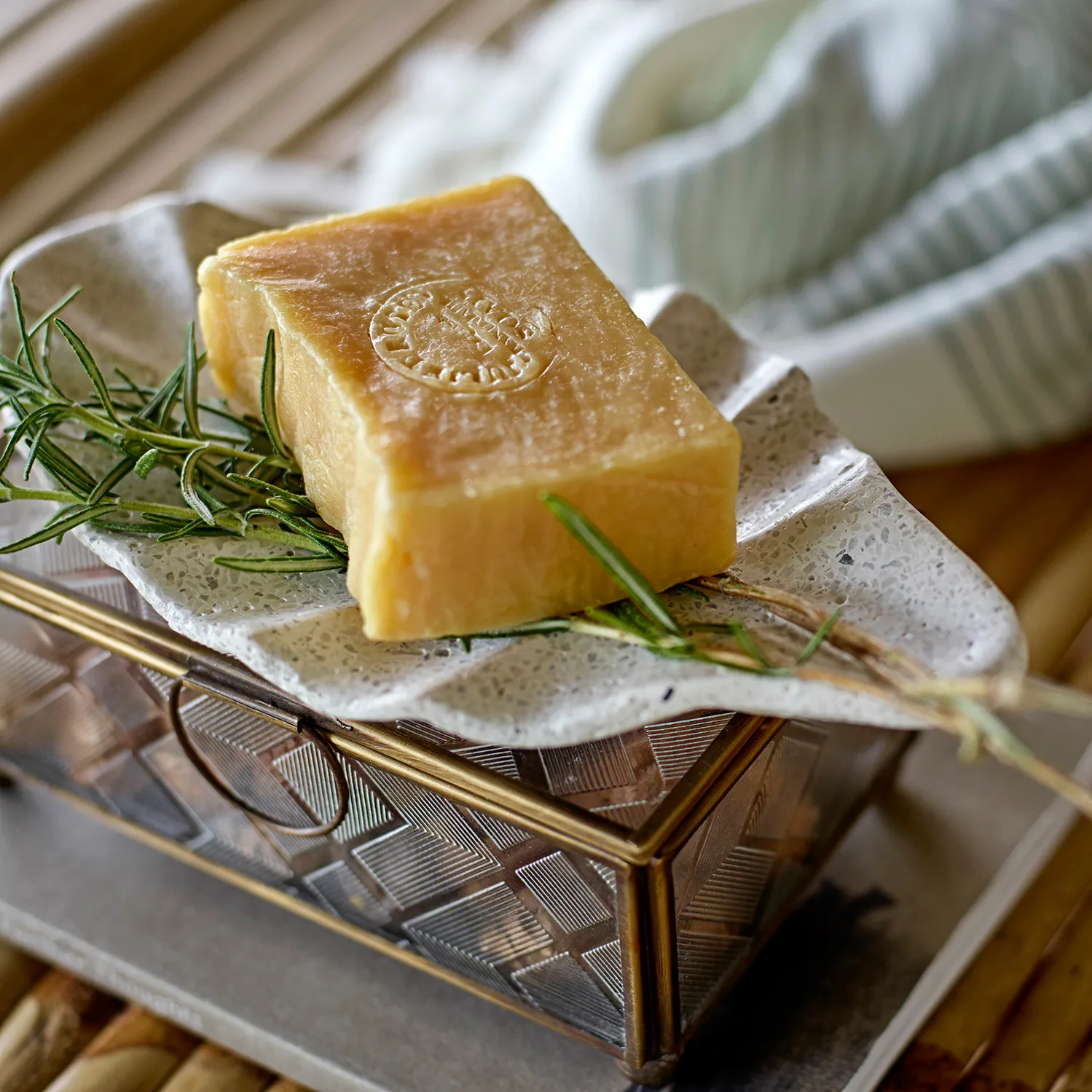 Bloomingville Feiya Tablett Sandstein 11 X 20,5cm 4 Bloomingville Feiya Tablett Sandstein 11 X 20,5cm – Bild 2