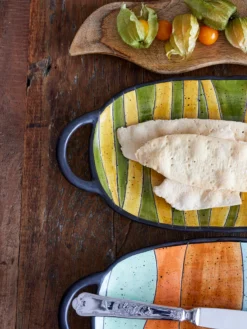 Bloomingville Lilie Servierteller Mit Henkel 15 X 32,5cm -Bloomingville 571562 01 10 EnvironmentImage c31b035592